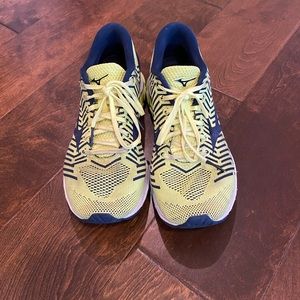 Mizuno Wave Knit 22 - Men’s 10.5 - Running Shoes - Previously Worm